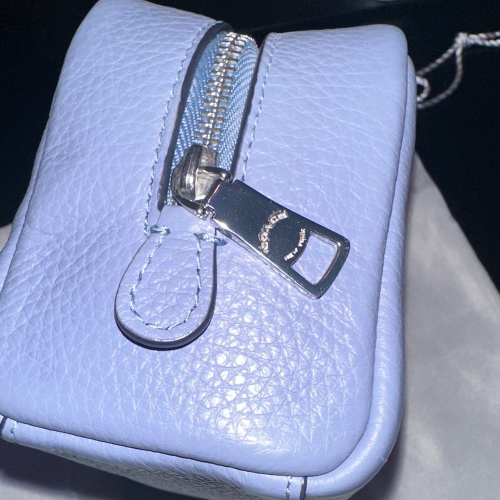 COACH x Disney Cinderella Pebbled Leather Cosmetic Pouch - Picture 4 of 6